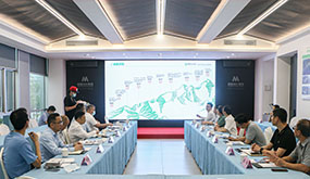 厦门市集美区胡旭彬区长一行光临Z6尊龙凯时集团调研